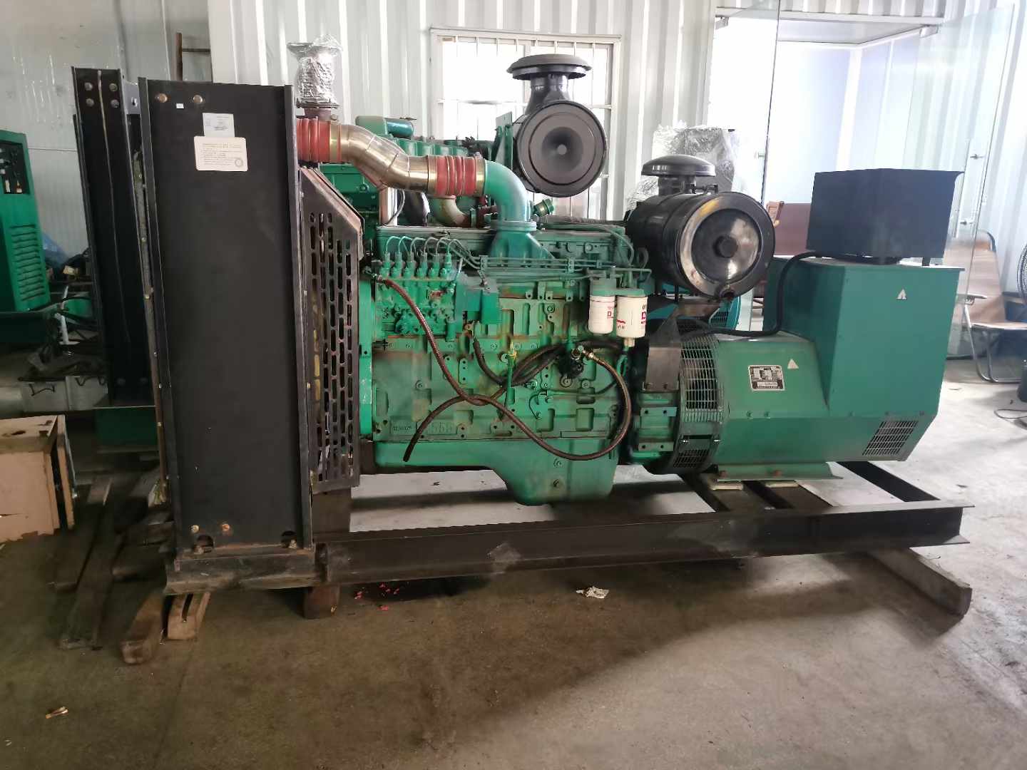 宜宾发电机租赁如何确定电缆的承载电流是否在安全范围内？