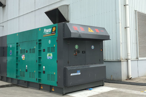 宜宾燃油滤清器的更换流程是怎样的？