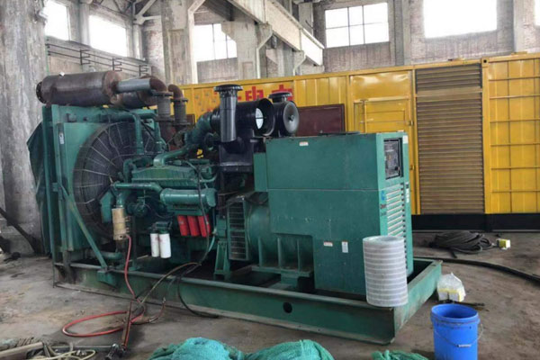 宜宾发电机组的空气滤清器应该如何保养？