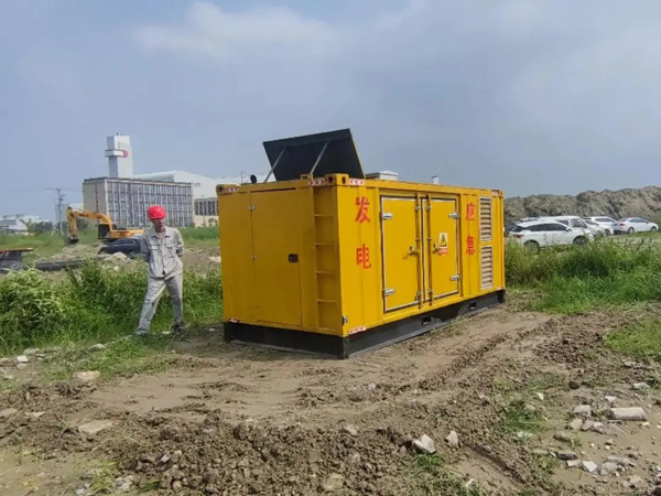 宜宾200KW柴油发电机机组每小时的油耗量受哪些因素影响？